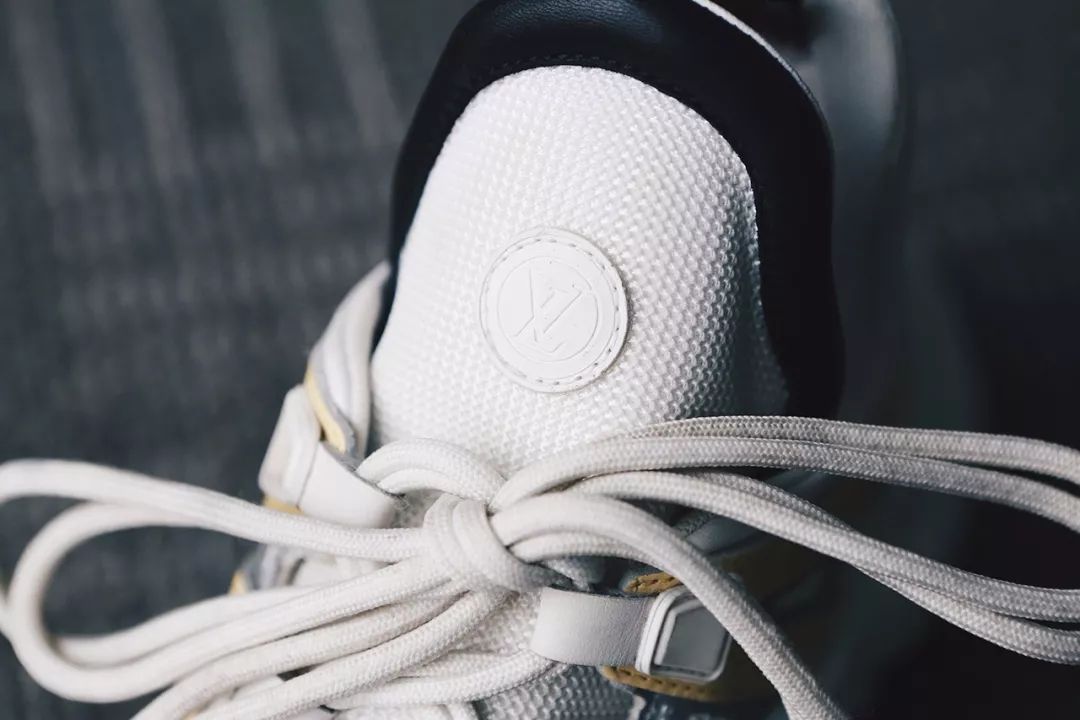 louisvuitton男士豆豆鞋,louisvuitton老爹鞋是男款还是女款