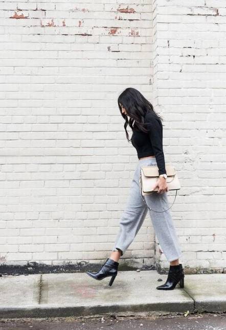 阔腿裤太宽没时间换了,阔腿裤太宽了改窄会影响裤型吗