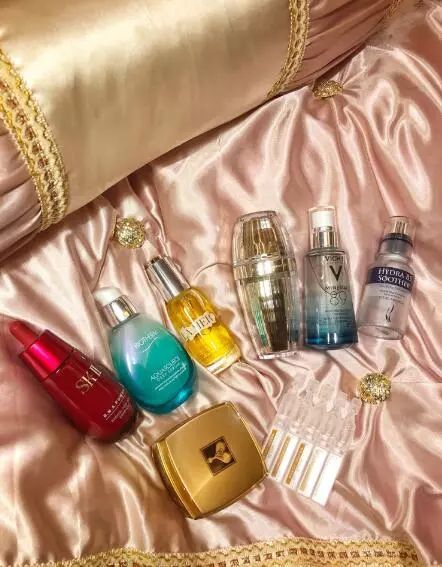 2018口碑最好的国货精华,爆款精华排行榜