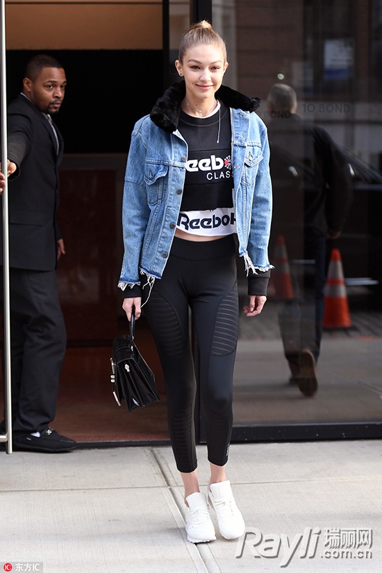 杨紫冬季穿什么裤子,杨紫穿直筒裤