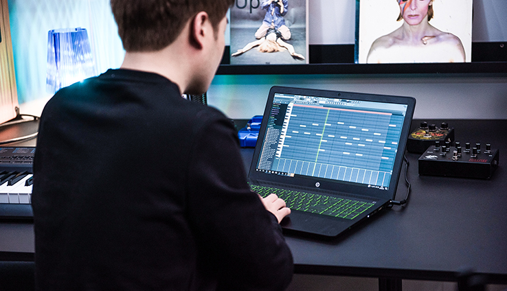 supreme必买十大单品,不会rap玩什么