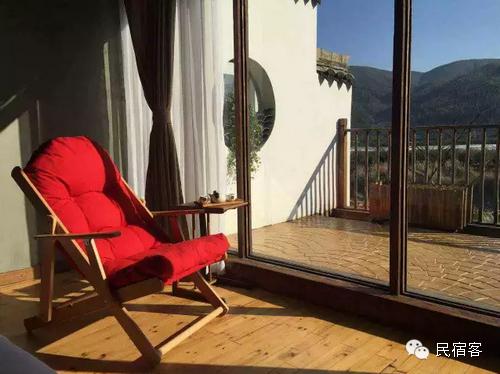 初夏，感受溪水的清凉，就去这几家溪畔民宿