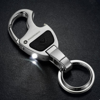 足不出户轻松搞定车辆年检,知道这些细节不花冤枉钱