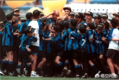 大罗为什么叫小罗,为什么大罗和c罗都叫罗纳尔多