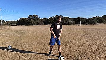 足球教程十个实用的踢球技巧,足球初学者必读