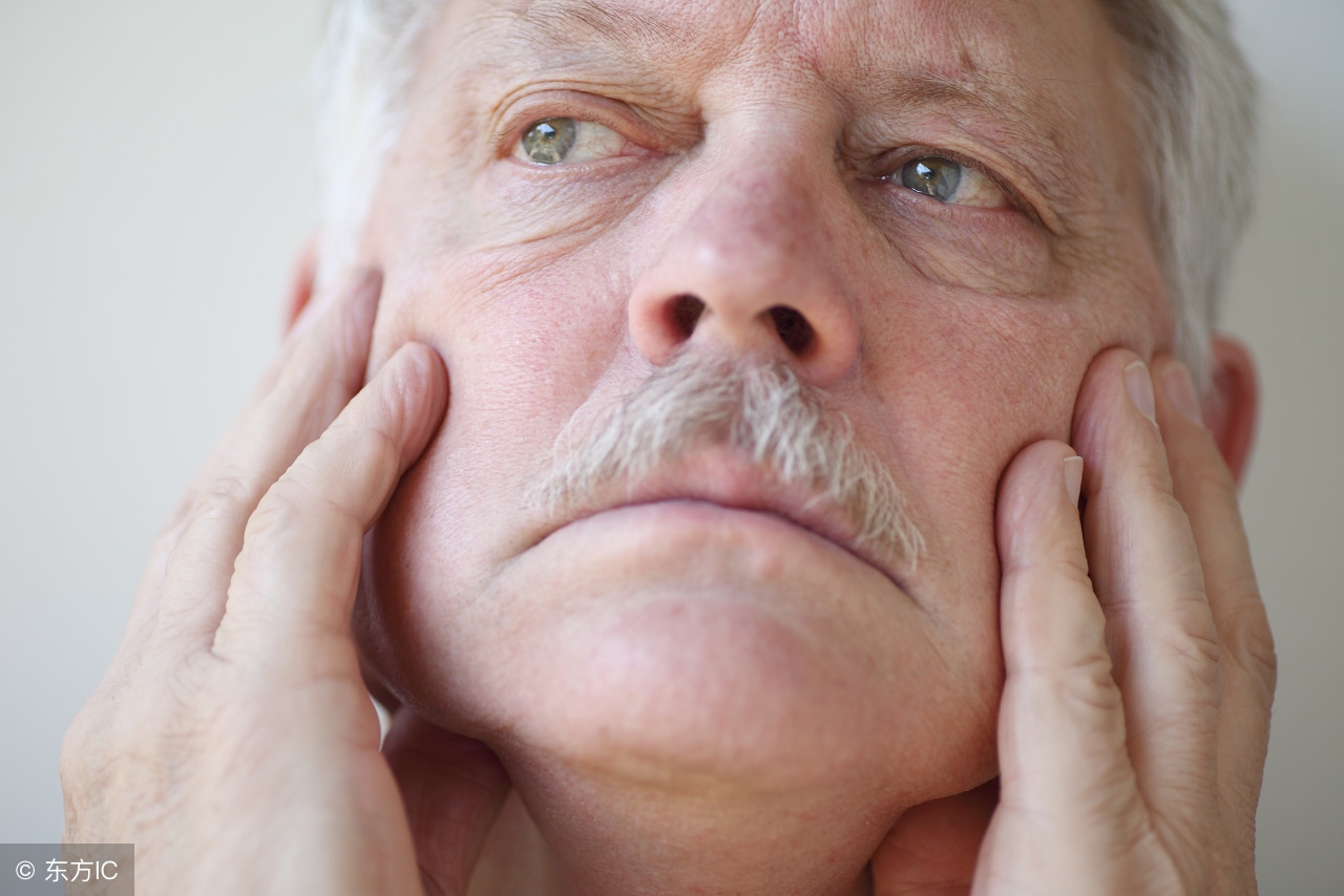 诱发三叉神经痛的主要原因是什么,三叉神经痛是什么原因