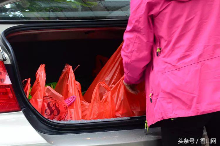 珠海闹市中破破烂烂的老街，有我儿时过年的味道