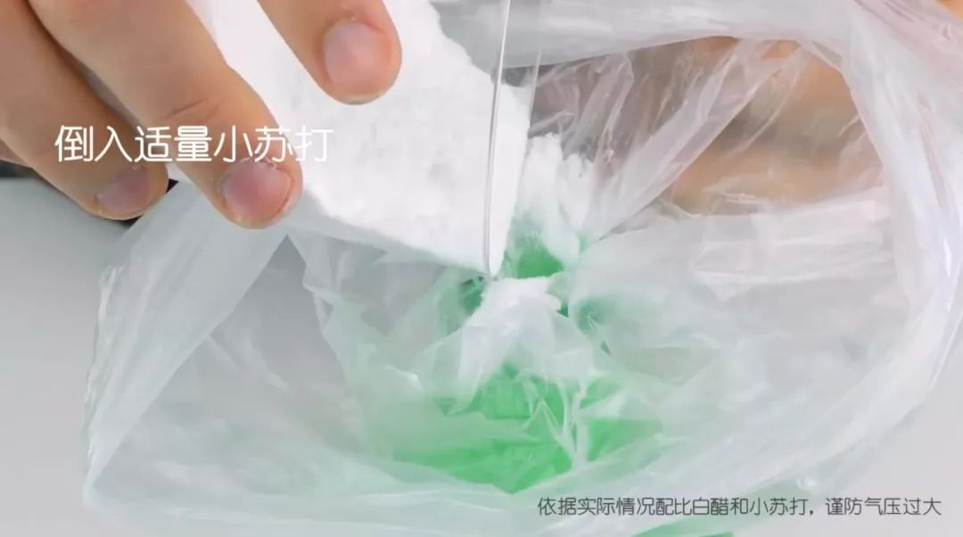 如何用可乐充气,用可乐怎么给气球充气