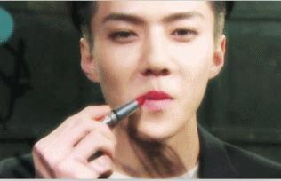 嘴唇不干还不掉色的唇釉推荐,怎么吃都不脱色的唇膏