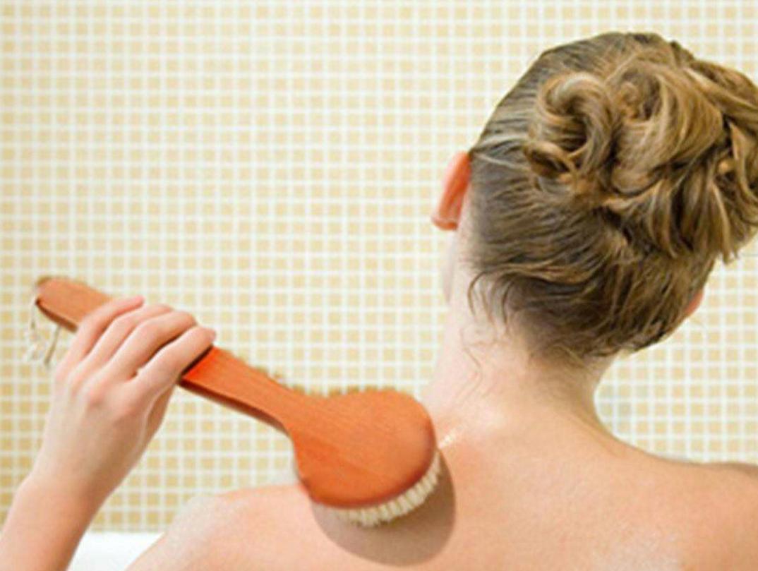 洗完澡身上痒怎么办呀,洗完澡睡觉为什么会很舒服