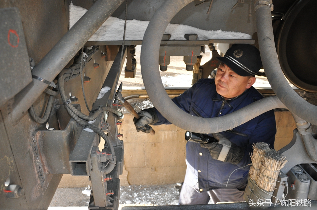 火眼金睛查隐患保春运安全,保春运畅通筑牢安全墙