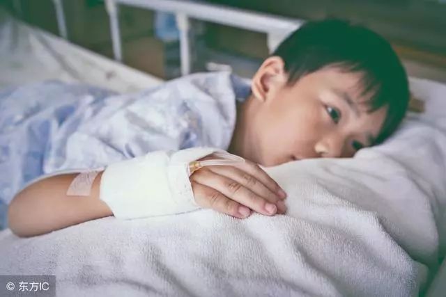 女孩3岁就性早熟，来月经！作为家长该如何预防？专家教你8招