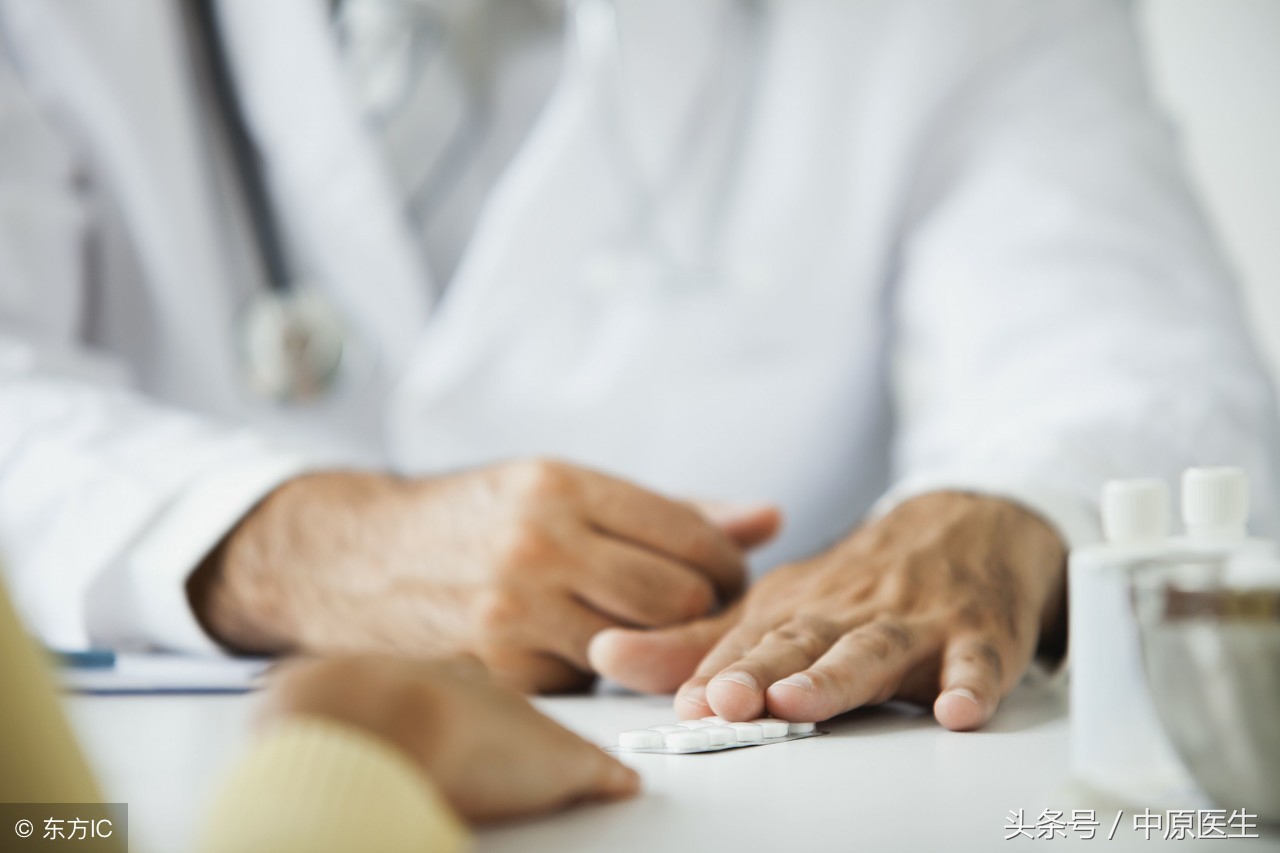 美国男子飞机上放屁闹事遭驱逐,坐飞机放屁的危害