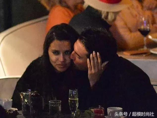 她差点成王妃，拒绝物化女性！现竟恋上一当街摸臀的男友