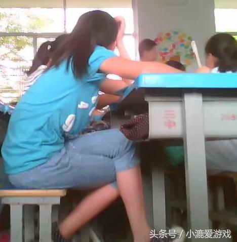 针对女孩夹腿的行为，许多家长不知道如何处理，你知道吗？