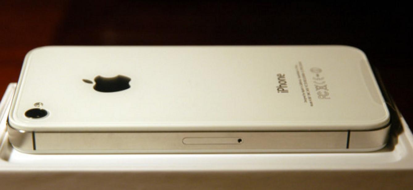 1寸屏幕看番的苦谁懂？说说当年你是怎么看动画片的？