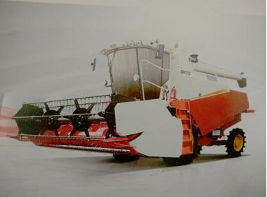 2017年的雷沃ge70小麦收割机,春雨小麦收割机2017年收割视频