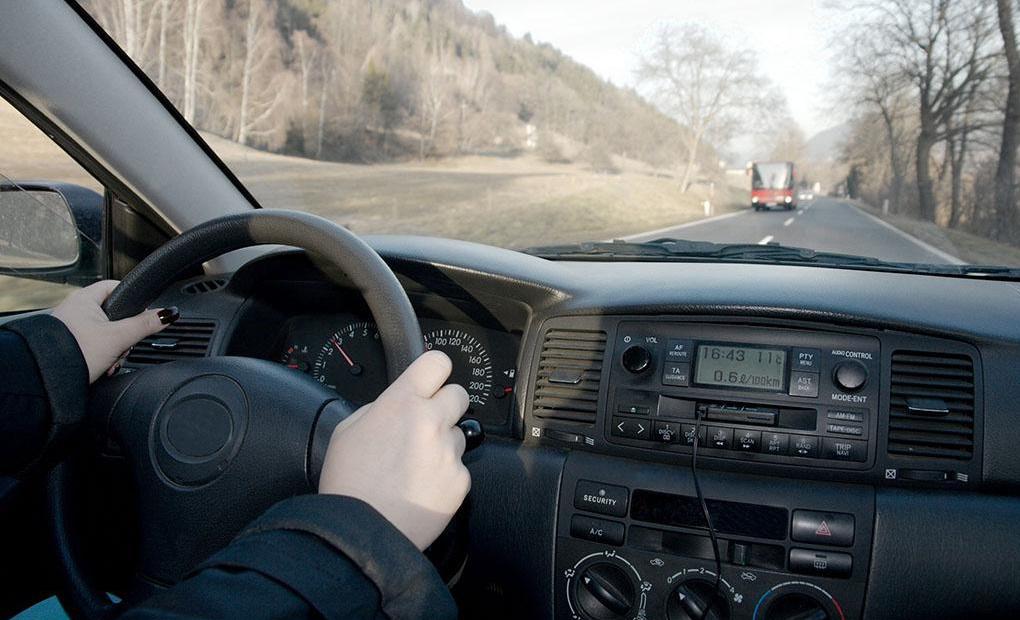 经常驾车腰酸背痛,长期开车腰酸