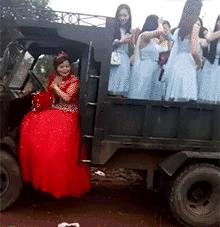 搞笑君靖靖的日常：把润滑剂当做502胶水用会发生什么？笑死人