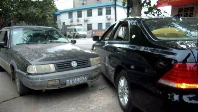 交通事故对方打人后逃逸怎么处理,交通事故私了后报警对方算逃逸吗