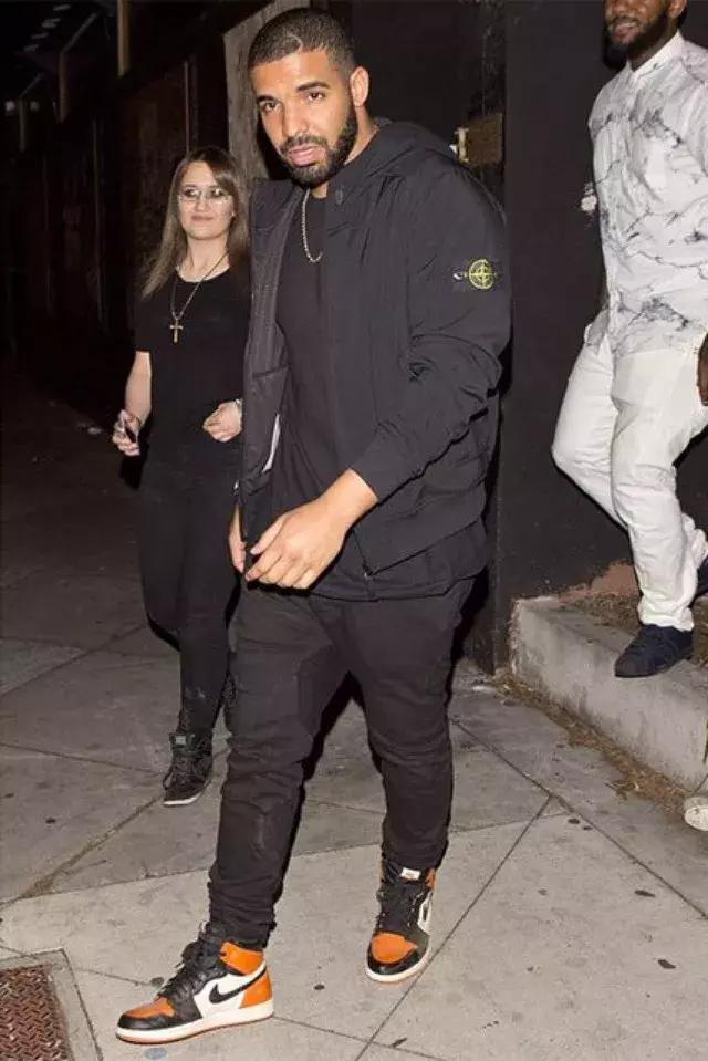 airjordan1发布第二年销量,airjordan1各种黑红复刻区别