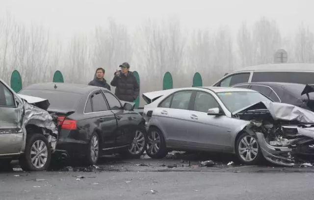交通事故对方打人后逃逸怎么处理,交通事故私了后报警对方算逃逸吗