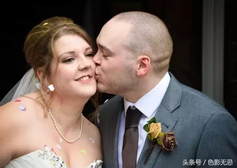 婚礼摄影师拍摄时出现的问题,婚礼摄影师拍得差怎么维权