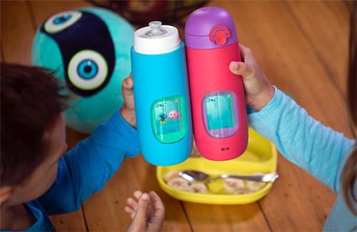 它让水精灵住进杯中，让孩子爱上喝水