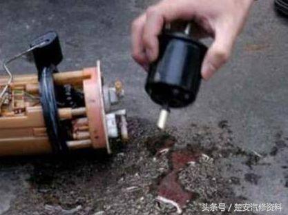 车油箱里进水了怎么解决,车辆进水一般油箱会进水吗