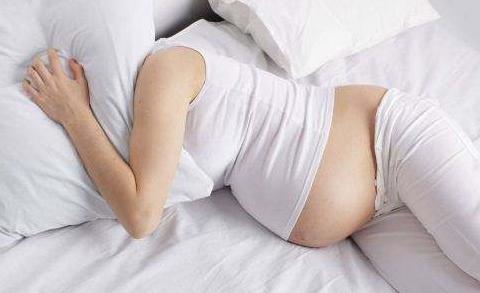 缓解孕期肠胃不适的办法,孕期肠胃不适宝宝反应大怎么回事