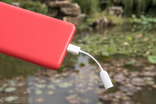 用上这个，让你的手机音质提升一倍都不止——HTCType-C转3.5