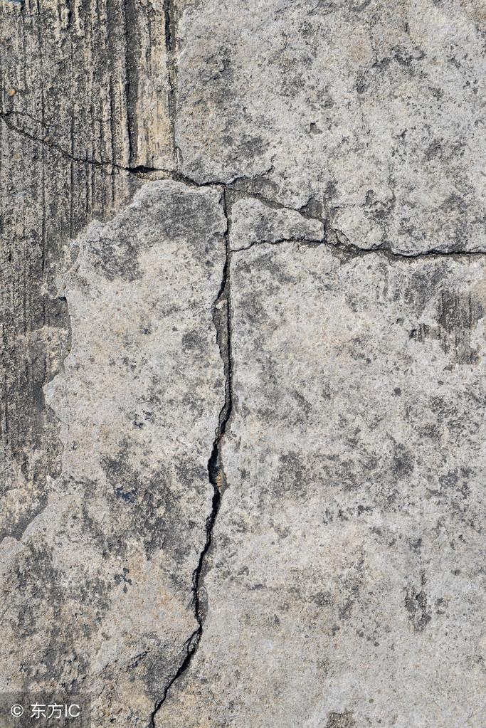 混凝土裂缝修补什么胶最好,路面混凝土裂缝修补办法