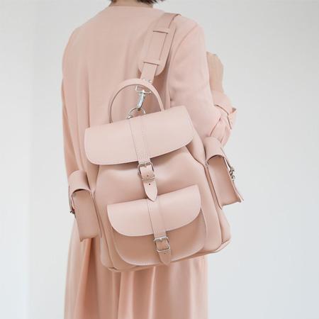 听说开学季与双肩包更配哟~