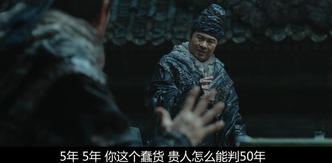 这部几乎把韩国人都赶到影院的巨片，我一手五颗星一手一颗星