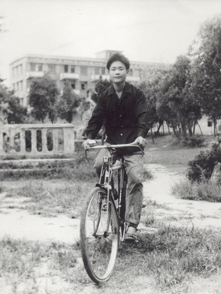 李书福四兄弟同难容易同福难，李星星接手吉利或将步入新征程