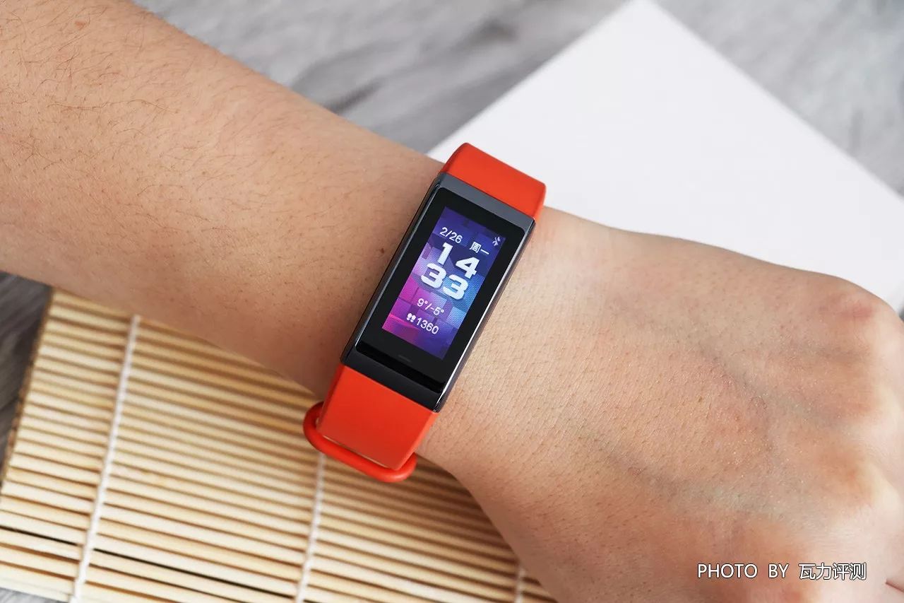 amazfit米动手环,amazfit米动手表青春版1s换表盘