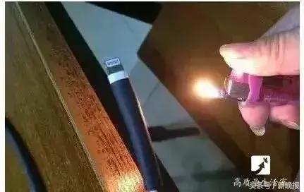 手机充电充一下断一下怎么解决,手机充电线动不动就断