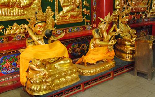 每年正月十五，内蒙古草原两千多座寺庙会同时跳这种神秘的祭祀舞