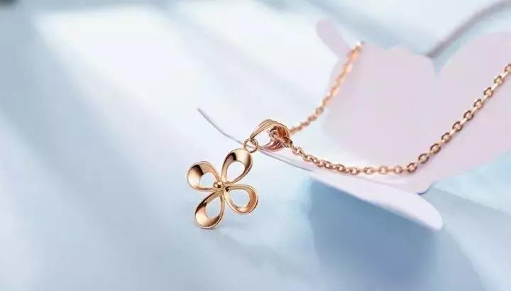 小心春季湿气入侵！金饰、钻饰不保养，两个月后成废品