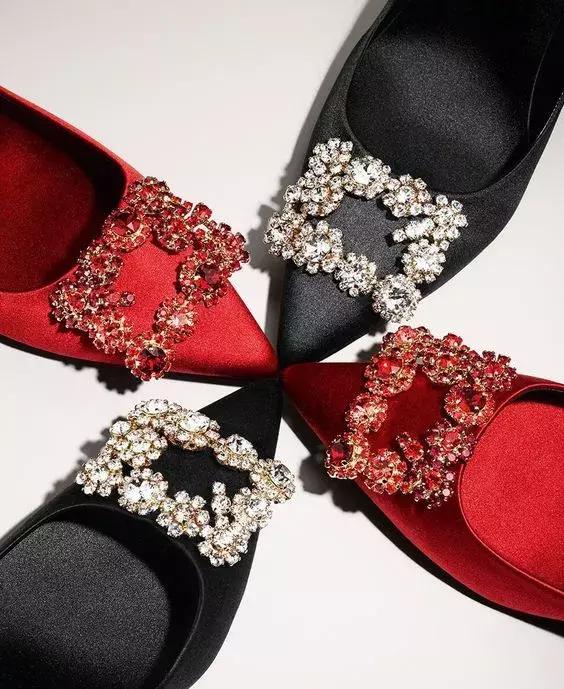 鞋子怎么选择适合自己的脚,选对鞋子对脚的好处