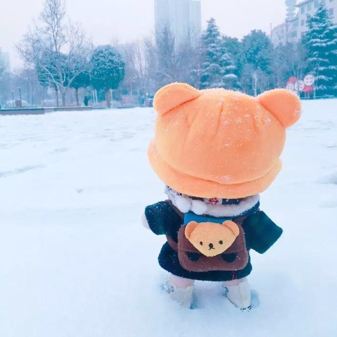 易烊千玺粉丝在直播间抢的福袋,让易烊千玺粉丝感动到哭的礼物