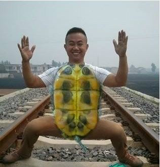 搞笑p图笑死人不偿命,ps搞笑图片合集四张