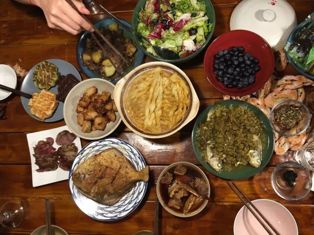 吹手报告|那些不上班的写作者