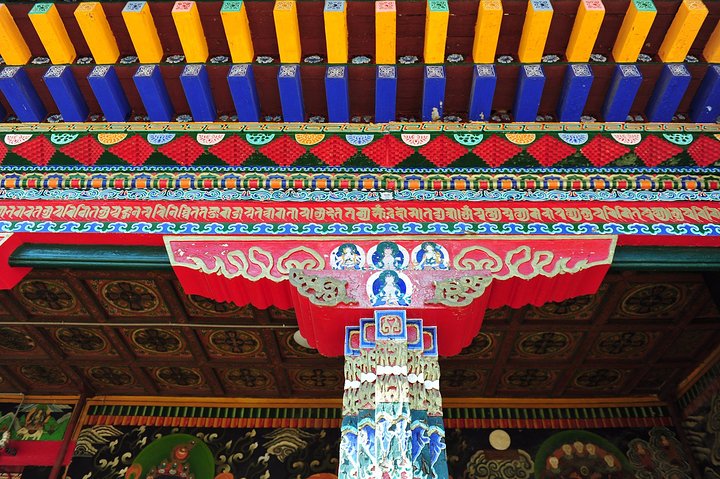 每年正月十五，内蒙古草原两千多座寺庙会同时跳这种神秘的祭祀舞