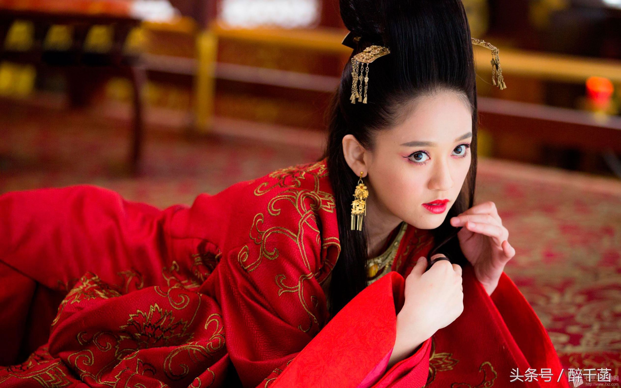 新笑傲江湖网评,新笑傲江湖哪一版最符合原著