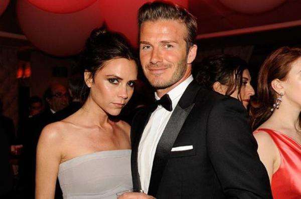 内马尔与女友亲吻,内马尔和女友亲吻