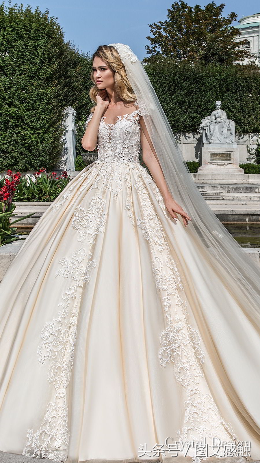 水晶设计2018婚纱“皇家花园”及高级定制新娘礼服