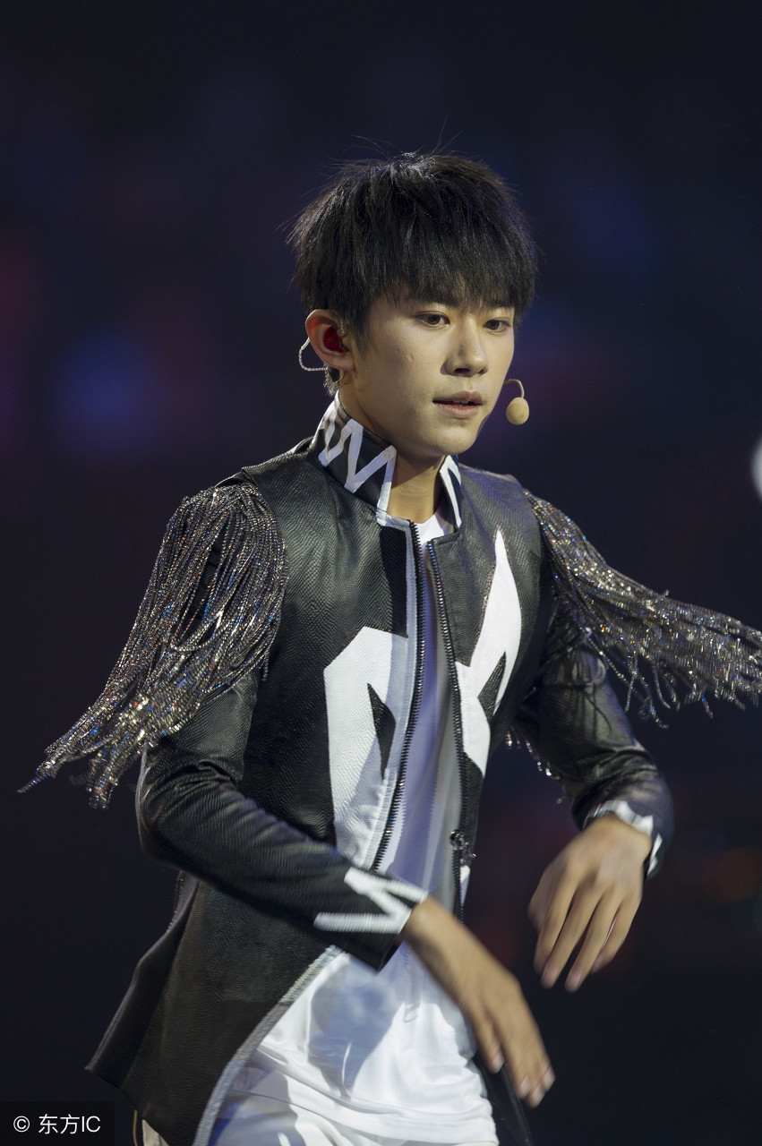 这就是街舞易烊千玺选人眼神真诚,这就是街舞易烊千玺选人新玩法