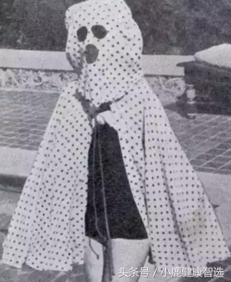 美丽进化史，从前的姑娘们为了美真的拼了命了