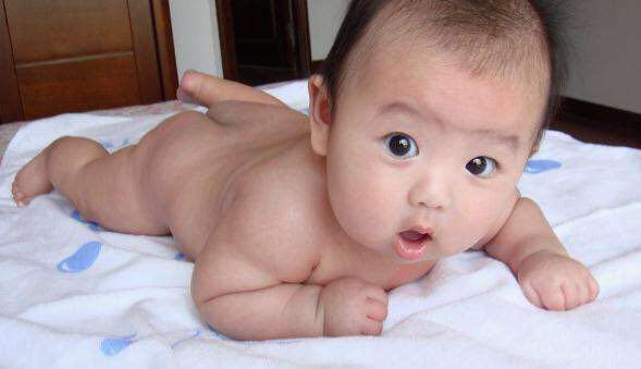 新生儿反复红屁股怎么办,过敏体质宝宝反复红屁股